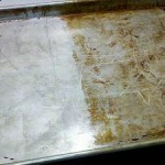 clean kitchen baking tray