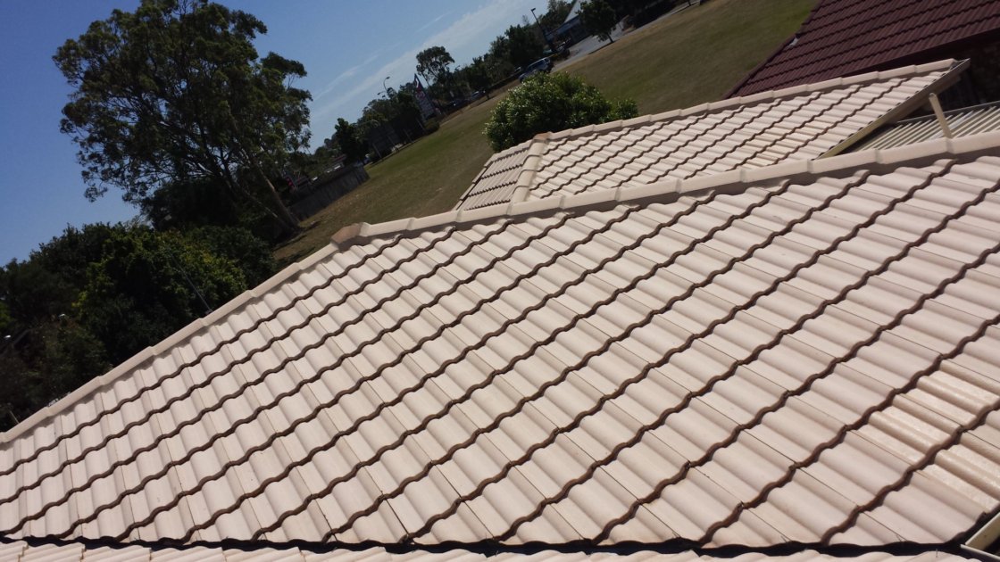 Can I Afford An Expert Roof Cleaning in Brisbane Area? 1 Roof cleaners in Brisbane
